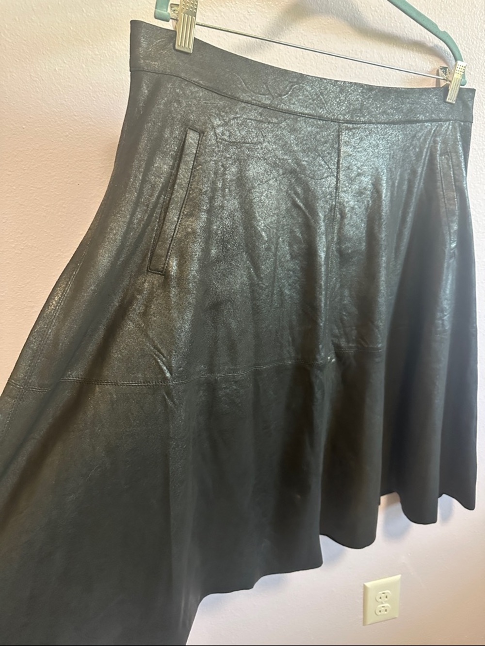 Women's Black Faux Leather A-Line Skirt - Picture 3 of 8